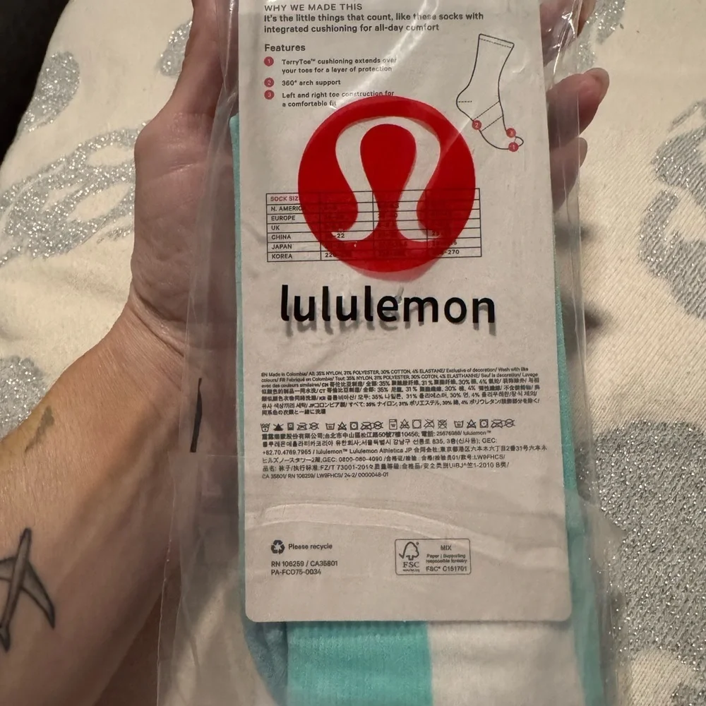lululemon athletica Daily Stride Ribbed Crew Socks - Aqua and White